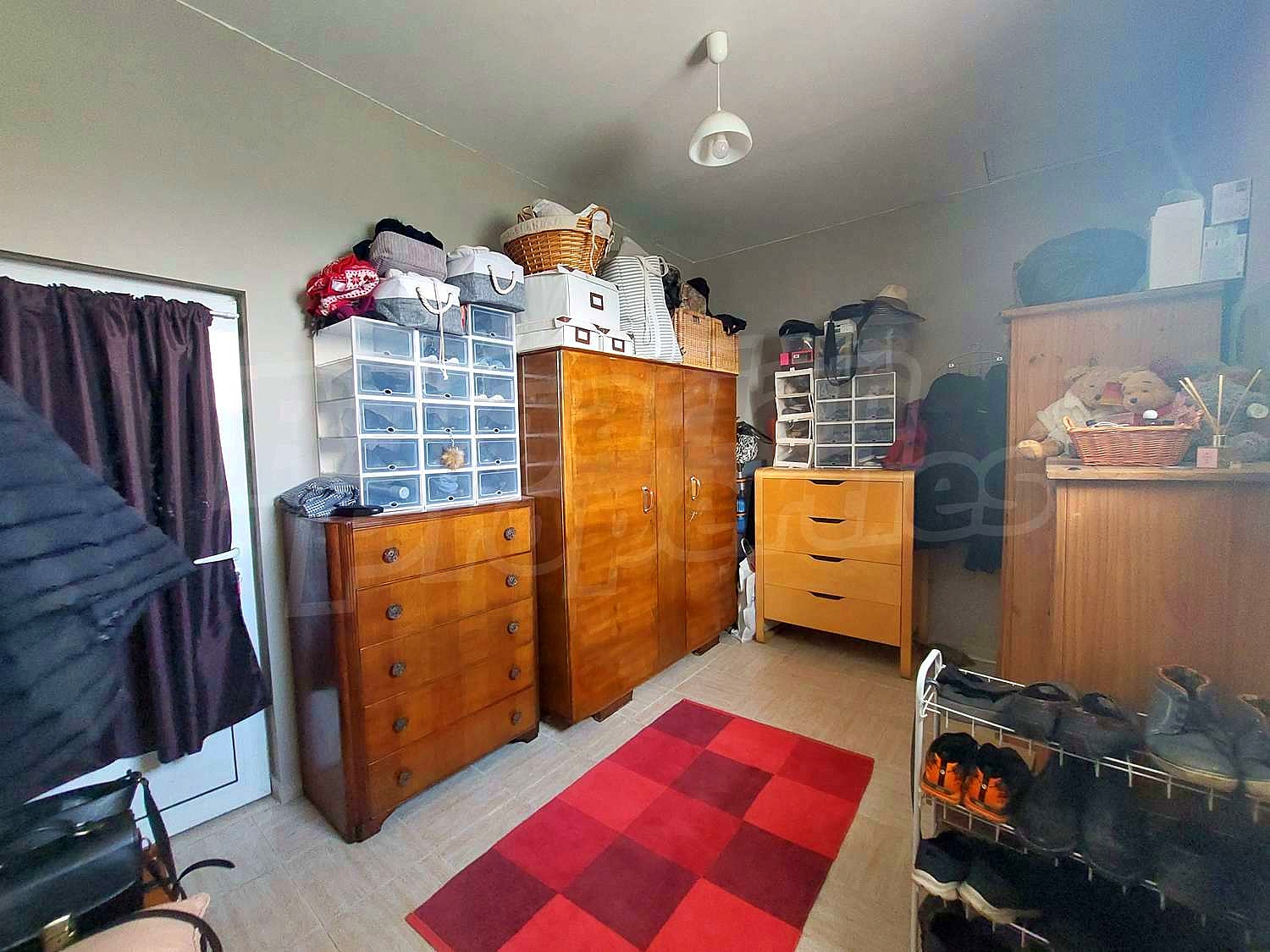 Gallery Picture 27
