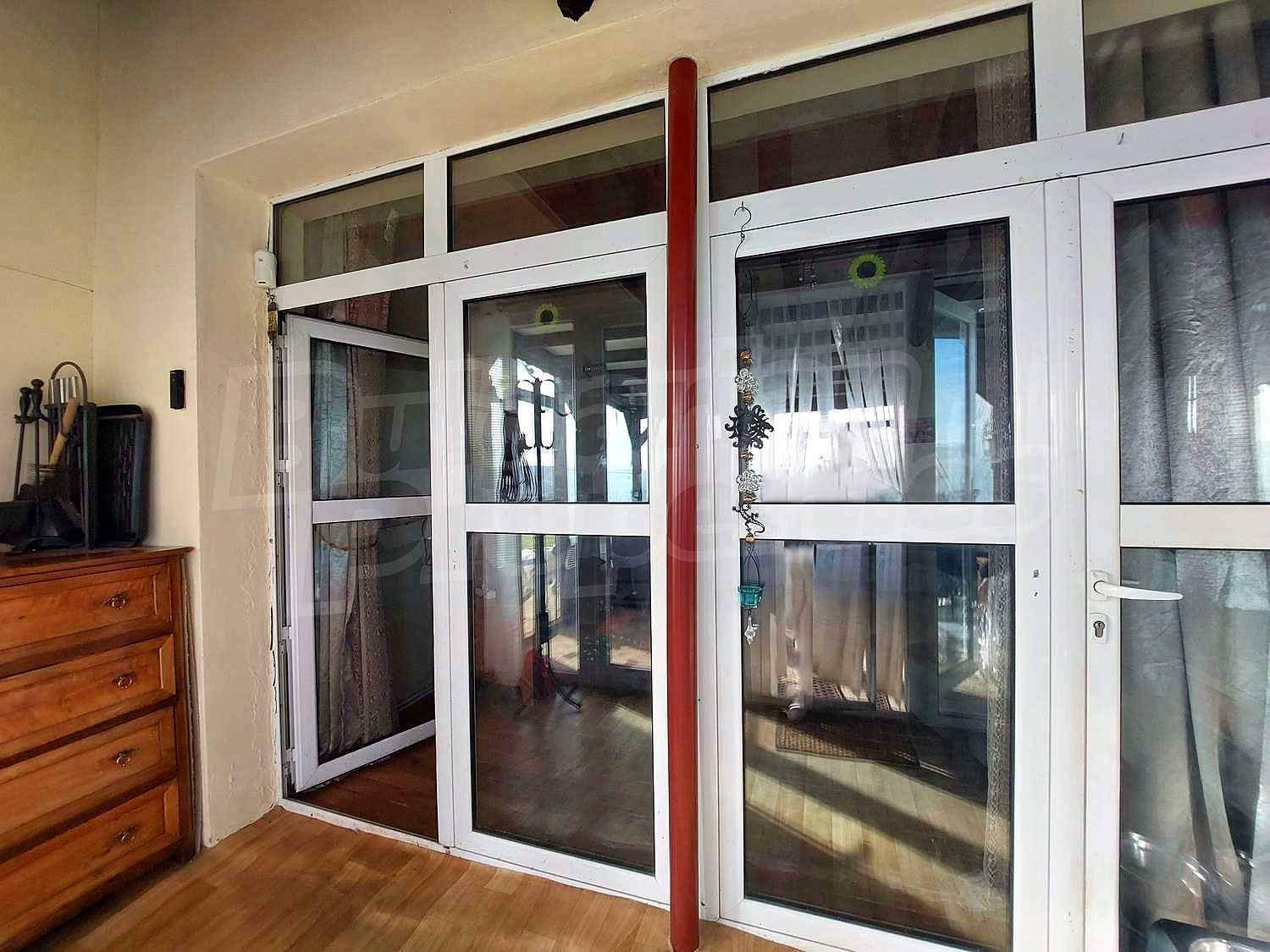 Gallery Picture 10