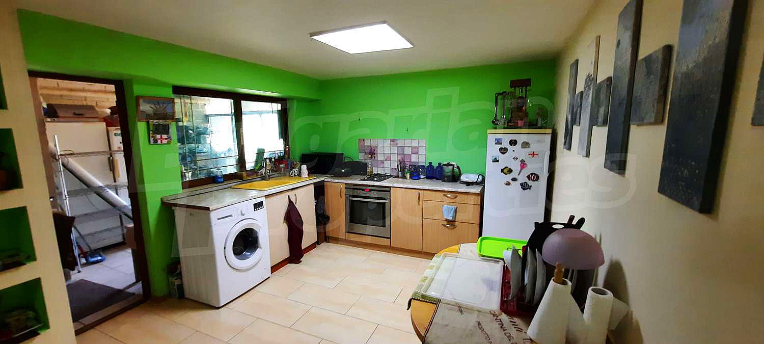 Gallery Picture 11