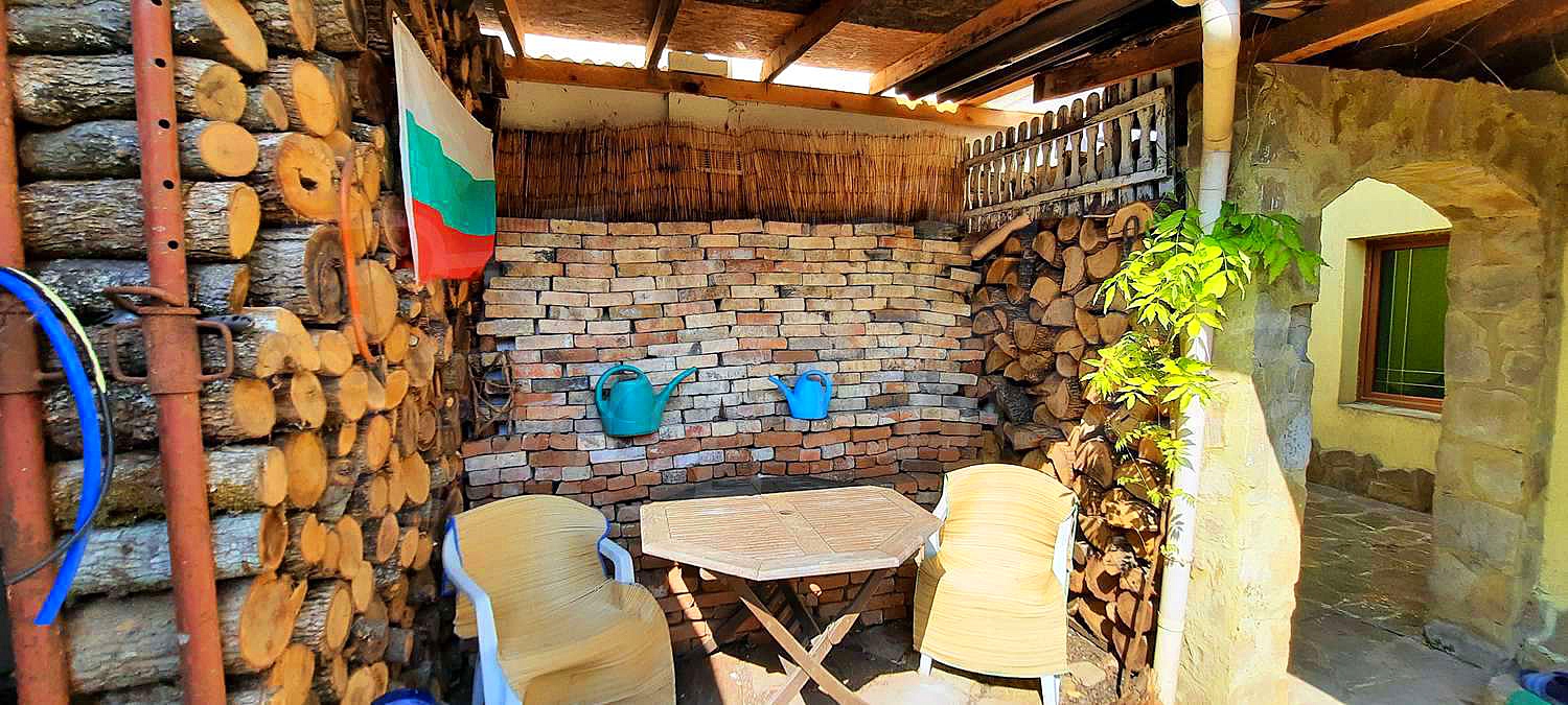 Gallery Picture 6