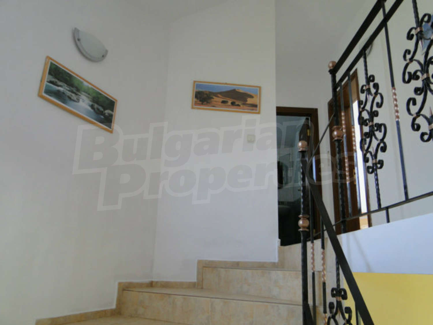 Gallery Picture 13
