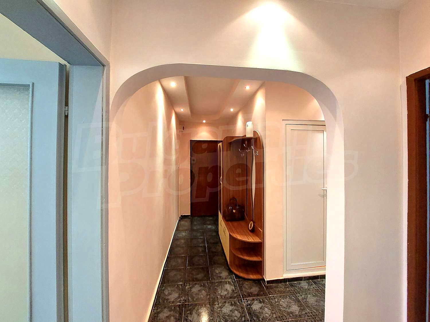 Gallery Picture 11
