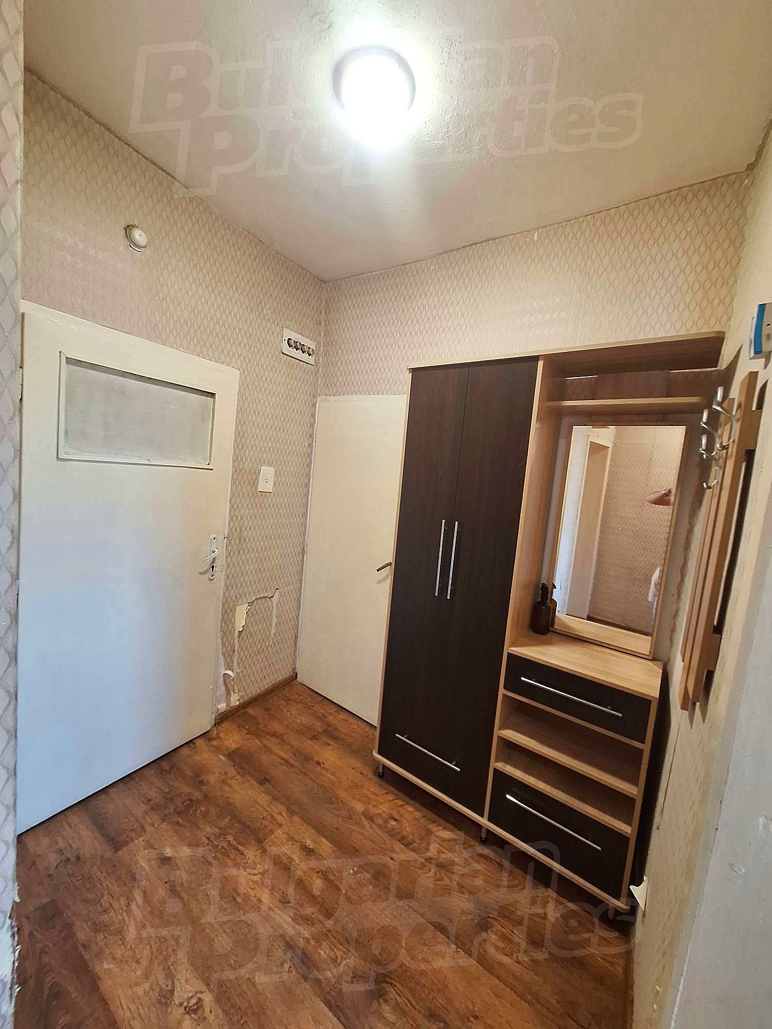 Gallery Picture 6