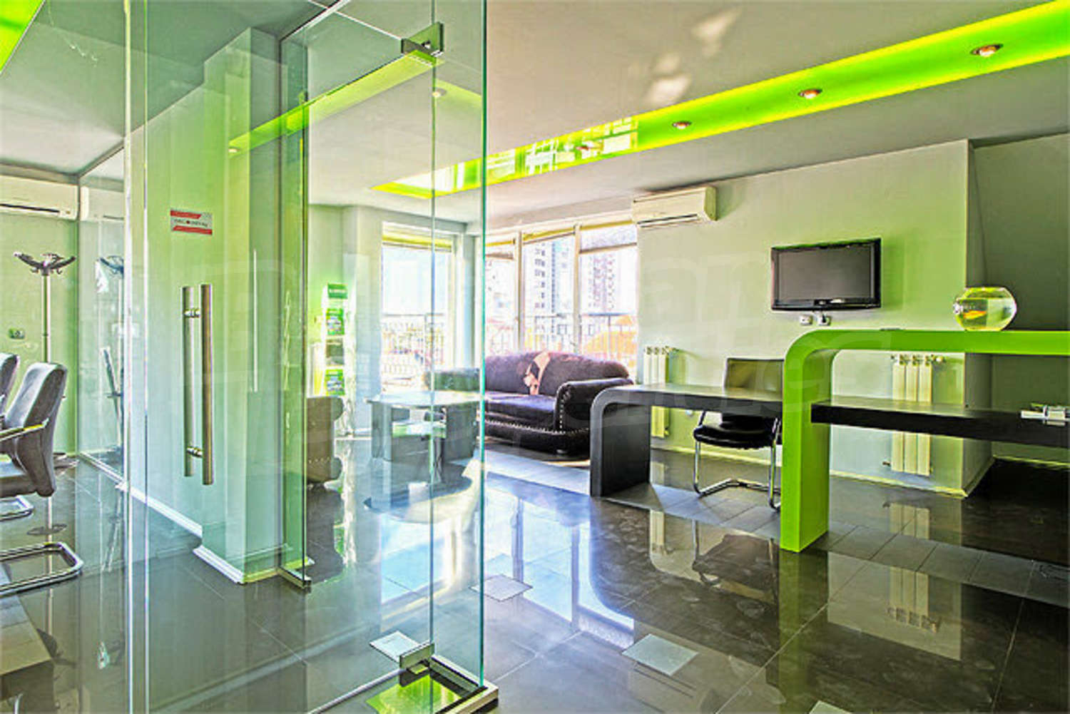 Gallery Picture 6