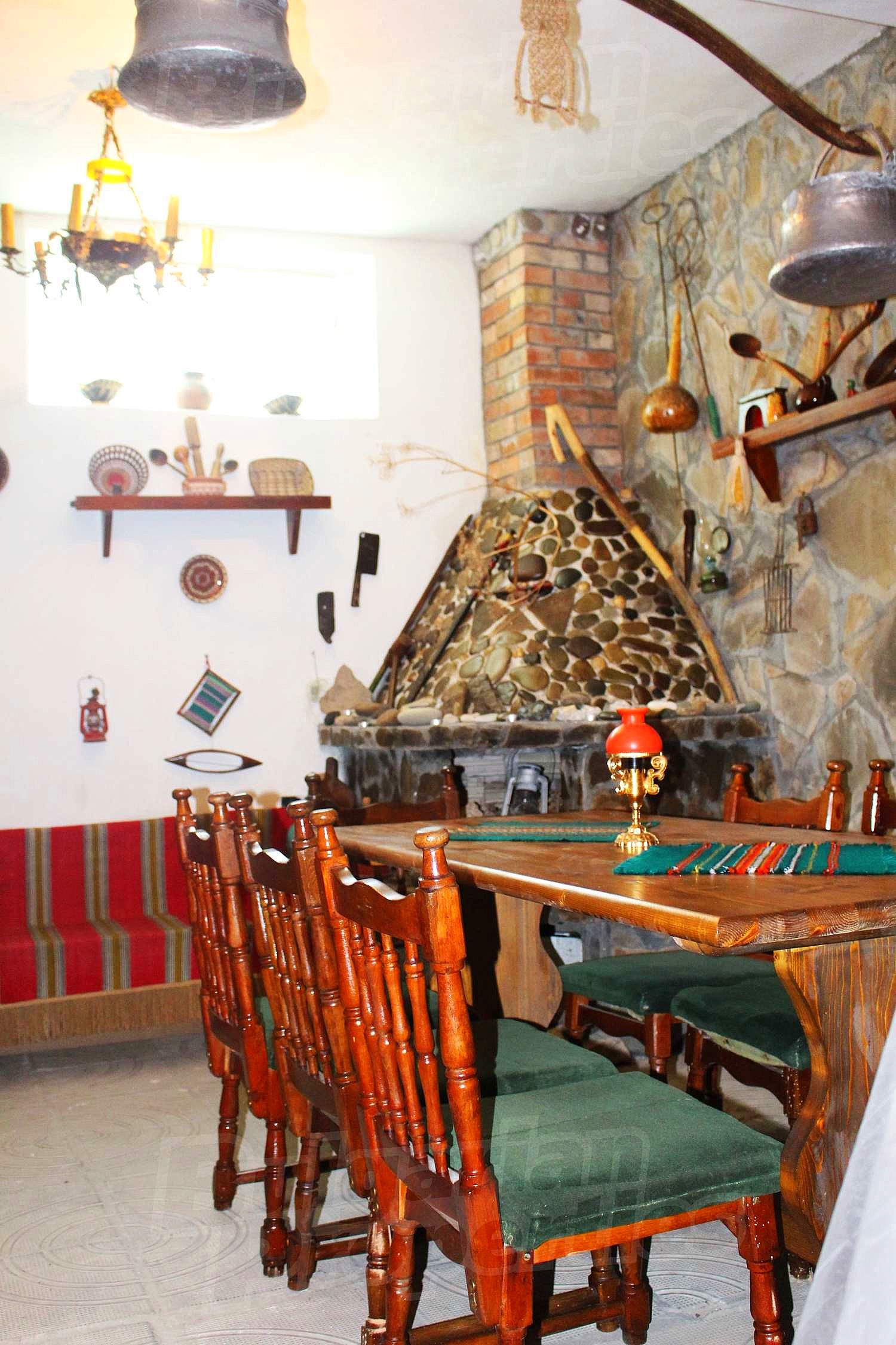 Gallery Picture 10