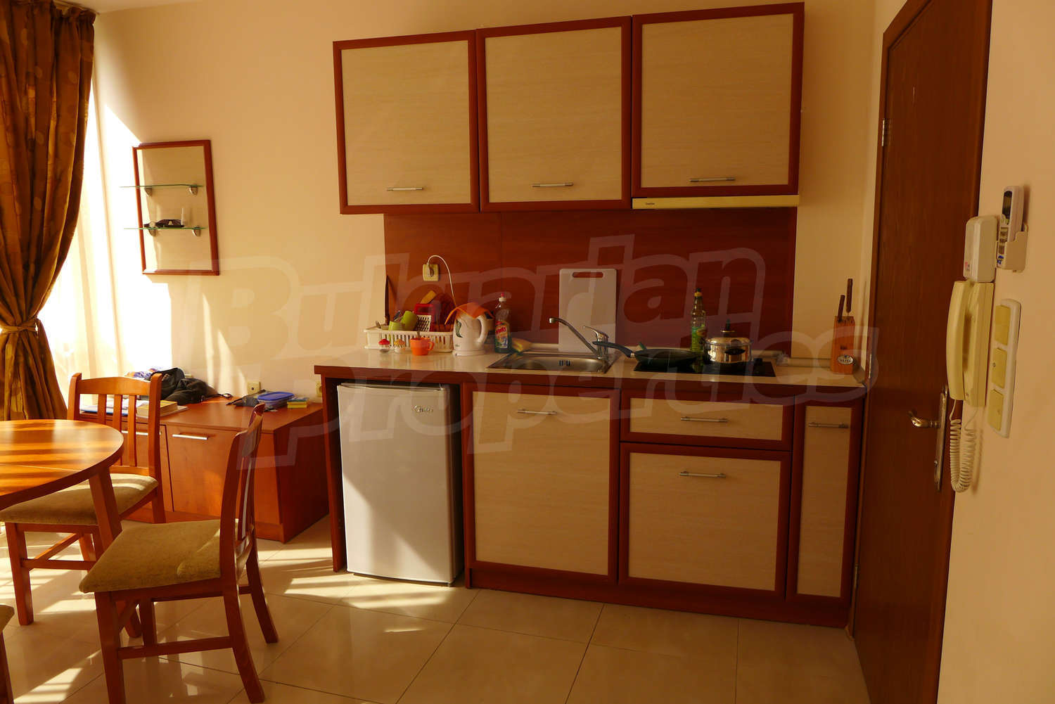 Gallery Picture 9