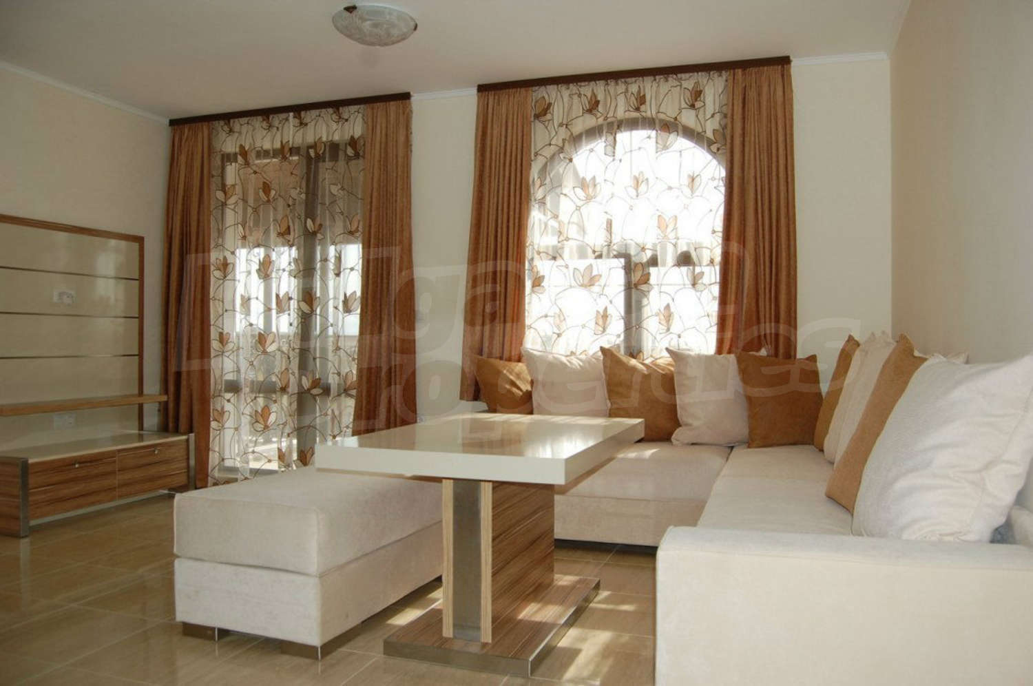 Gallery Picture 18
