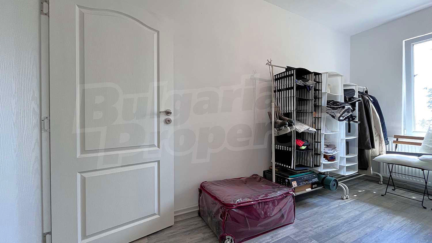 Gallery Picture 21