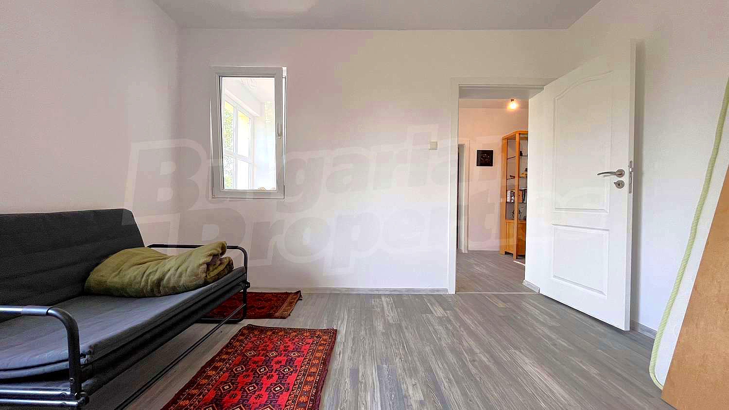 Gallery Picture 18