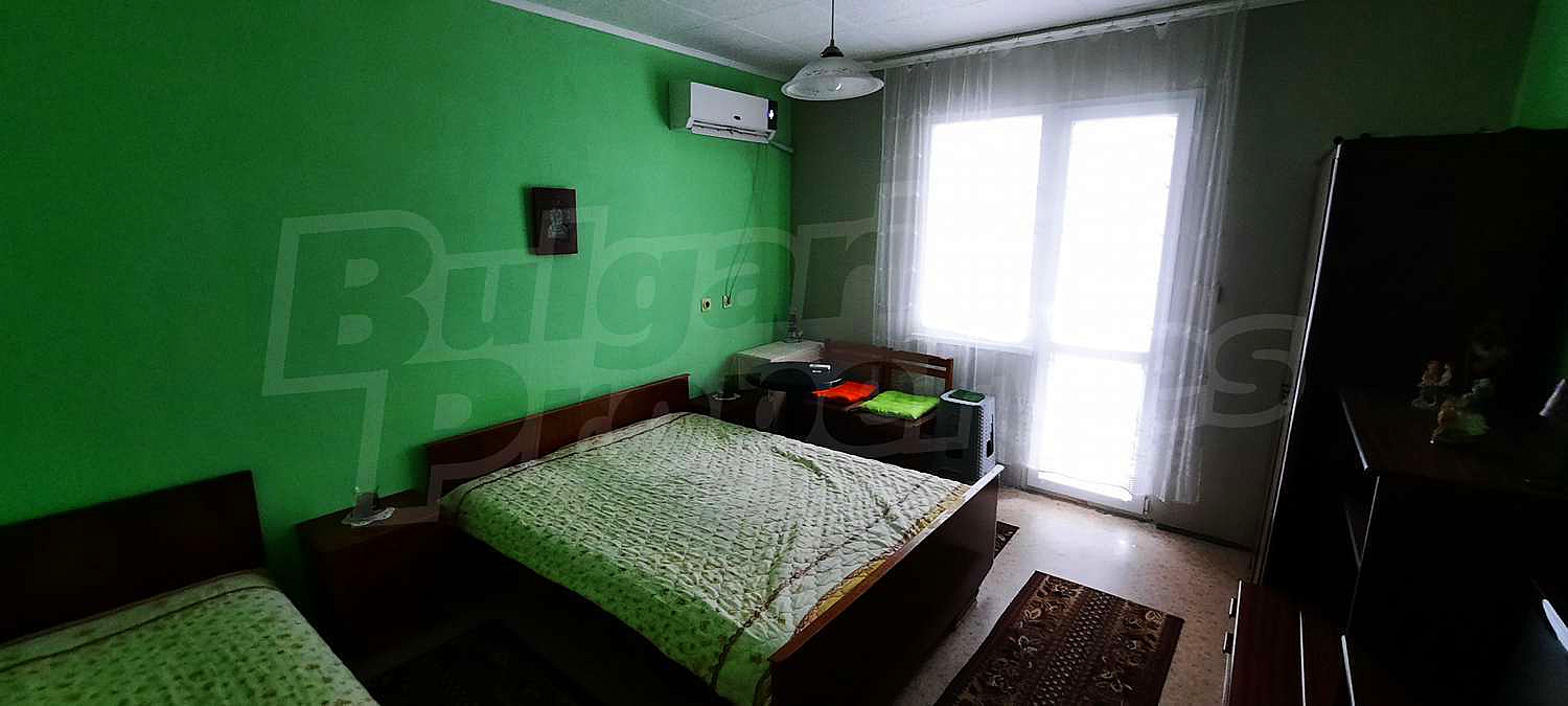 Gallery Picture 8
