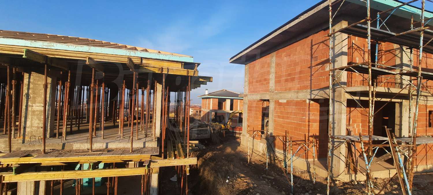 Gallery Picture 11