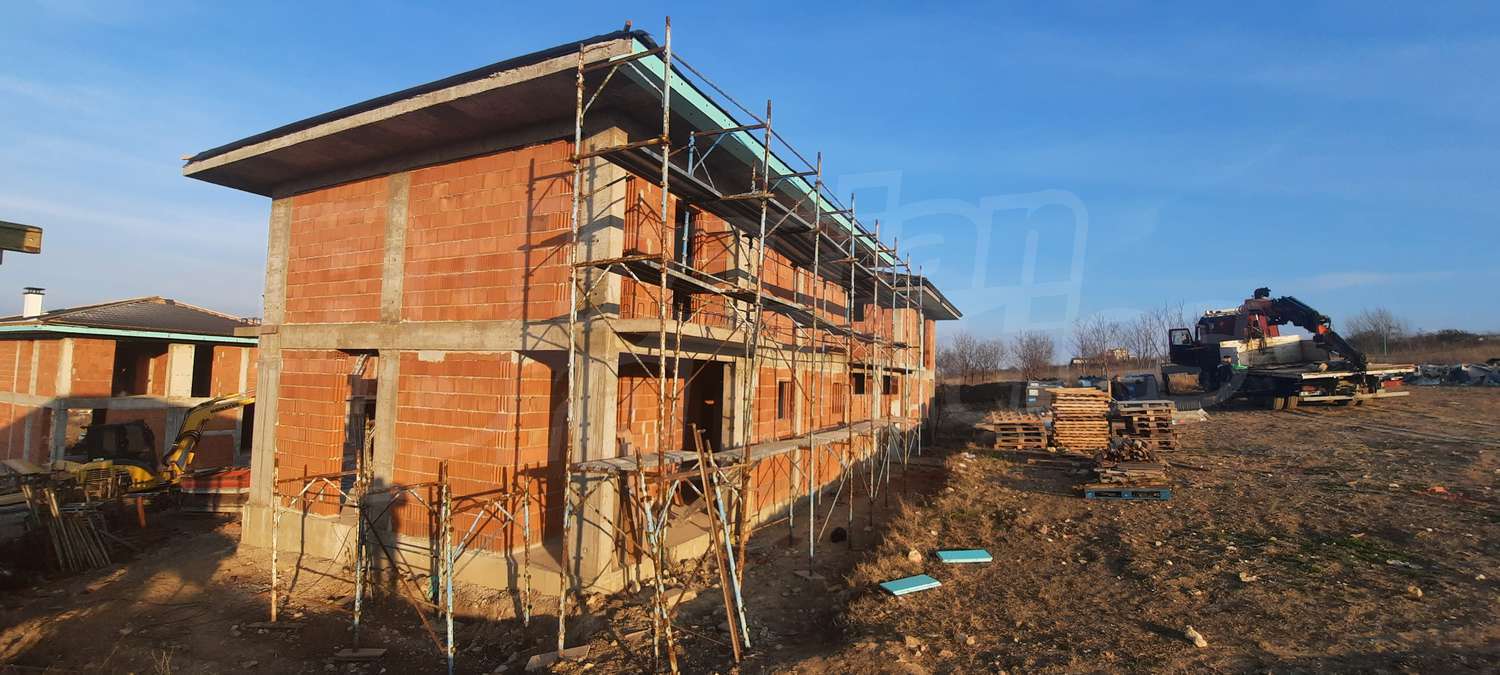 Gallery Picture 12