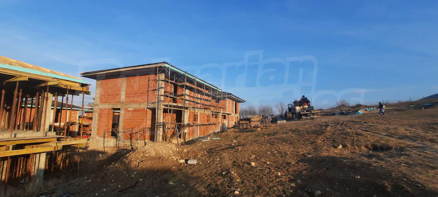 Gallery Picture 8