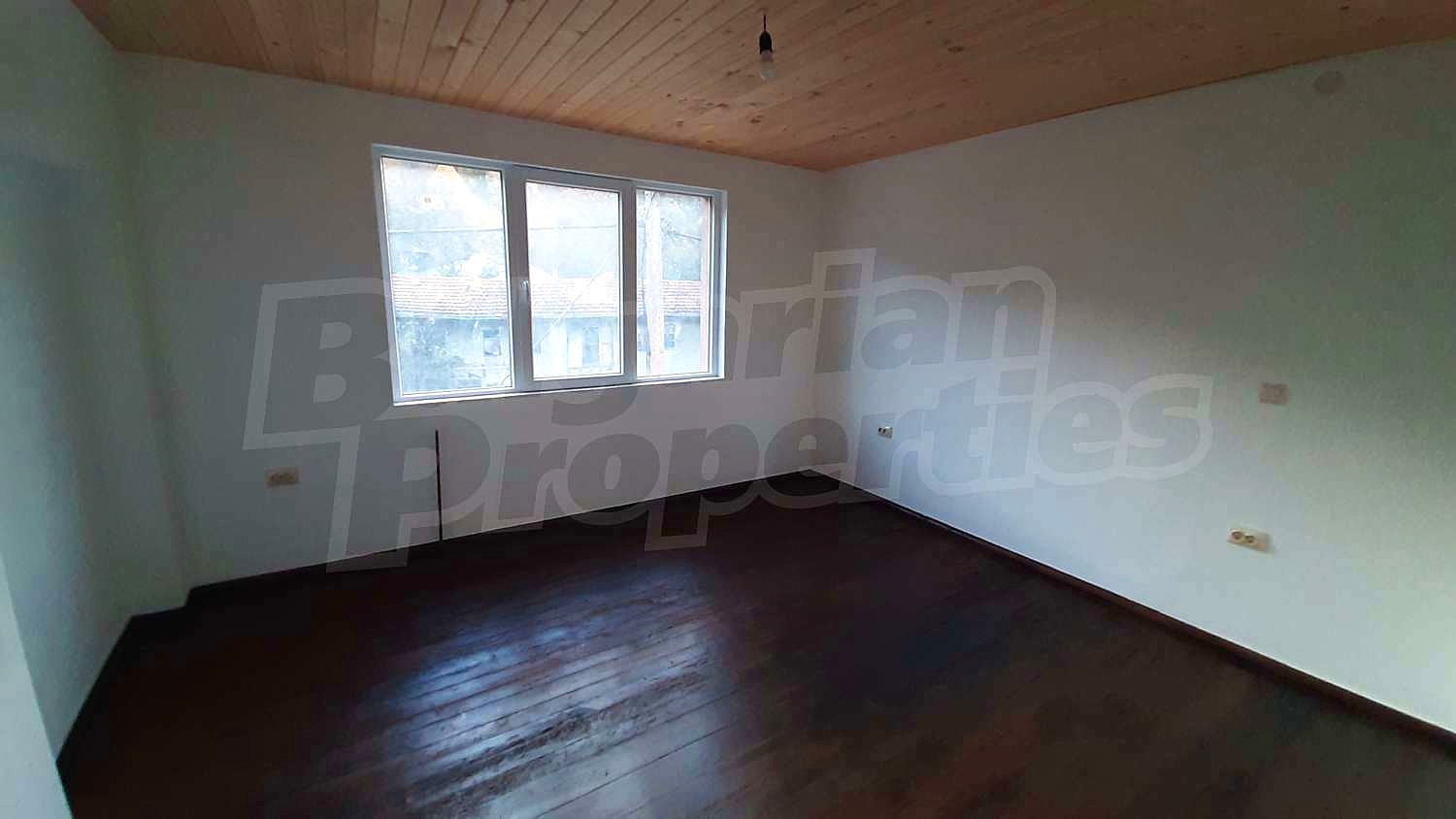 Gallery Picture 8