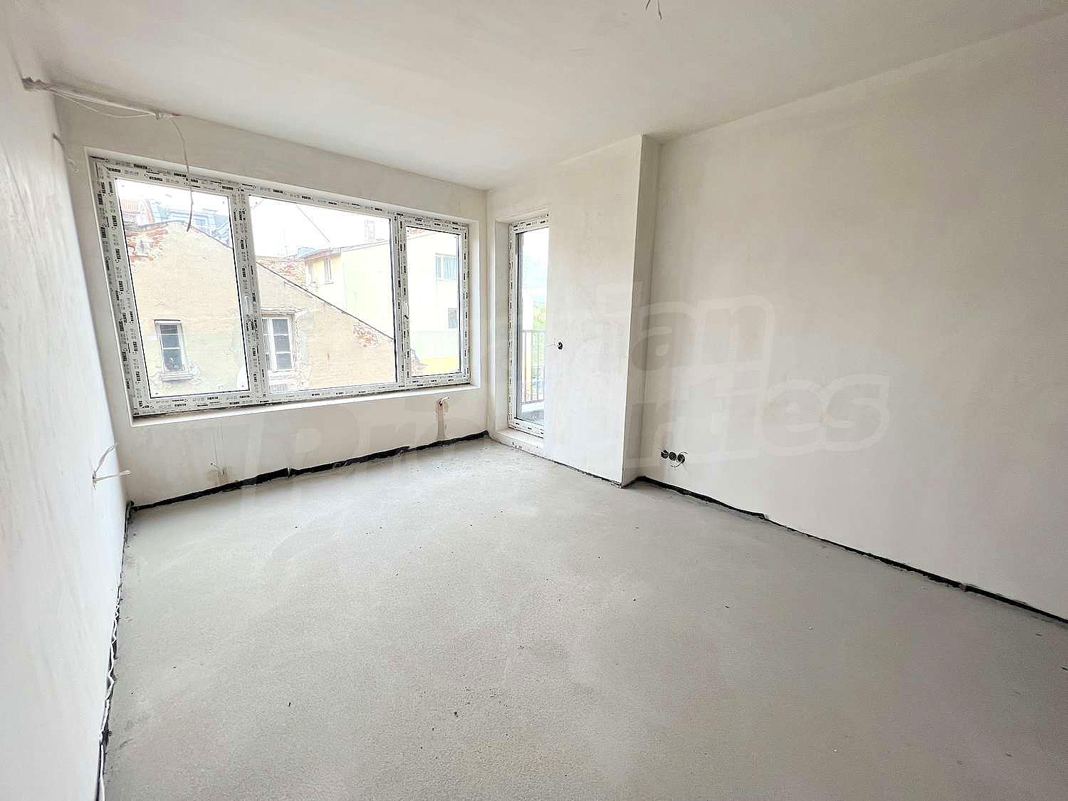 Gallery Picture 11