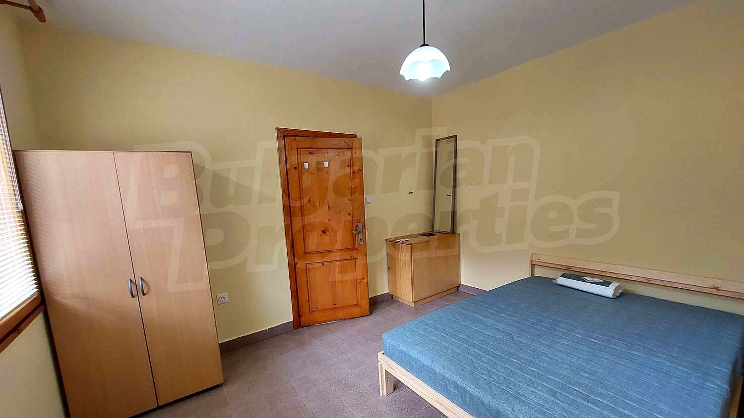 Gallery Picture 12