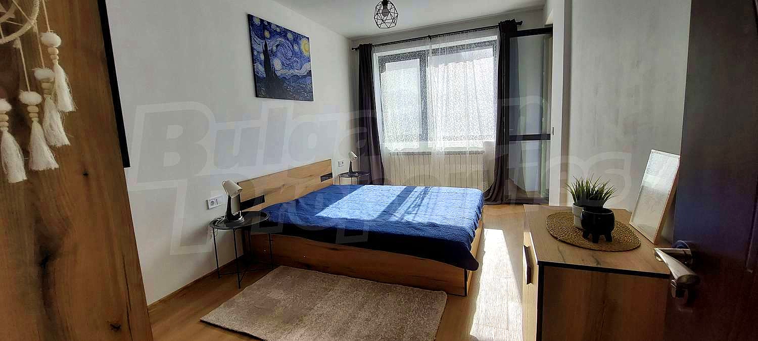 Gallery Picture 35