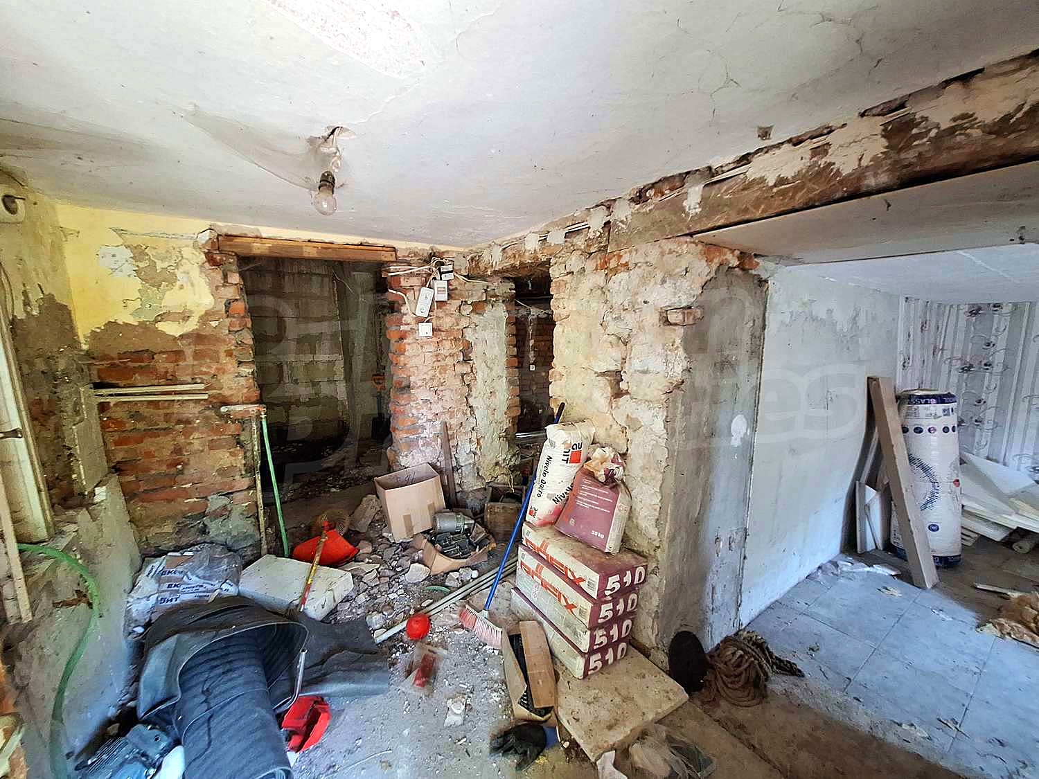 Gallery Picture 11