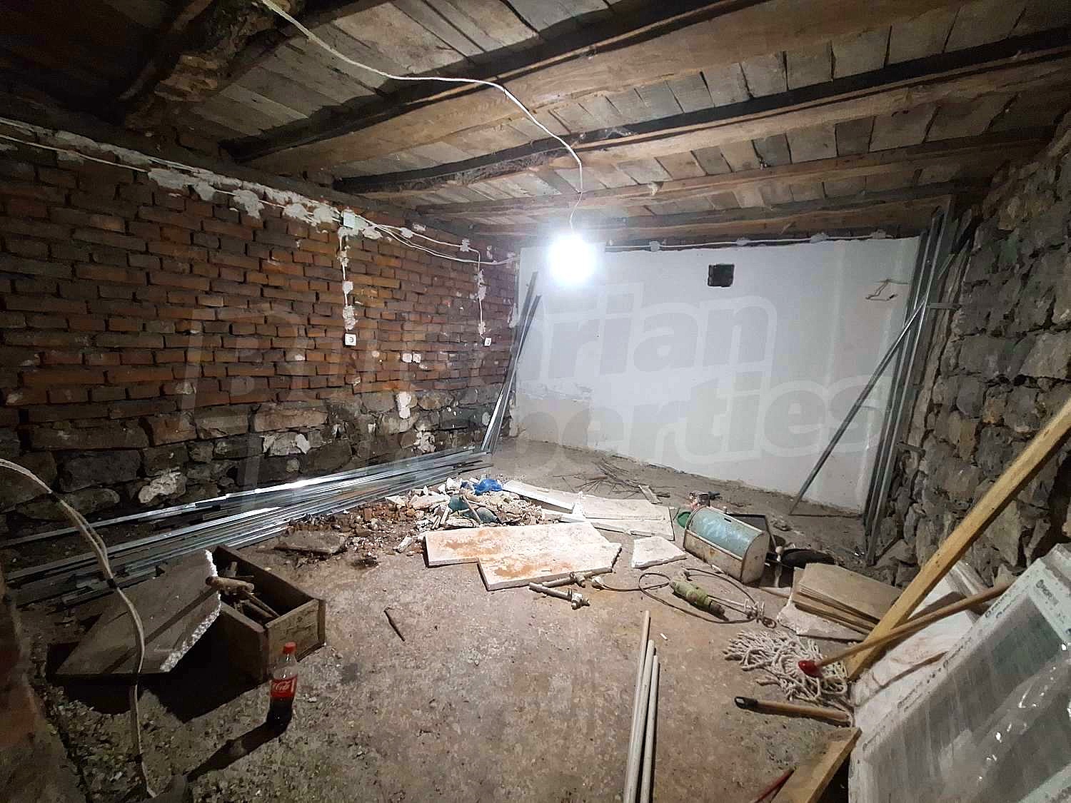Gallery Picture 12