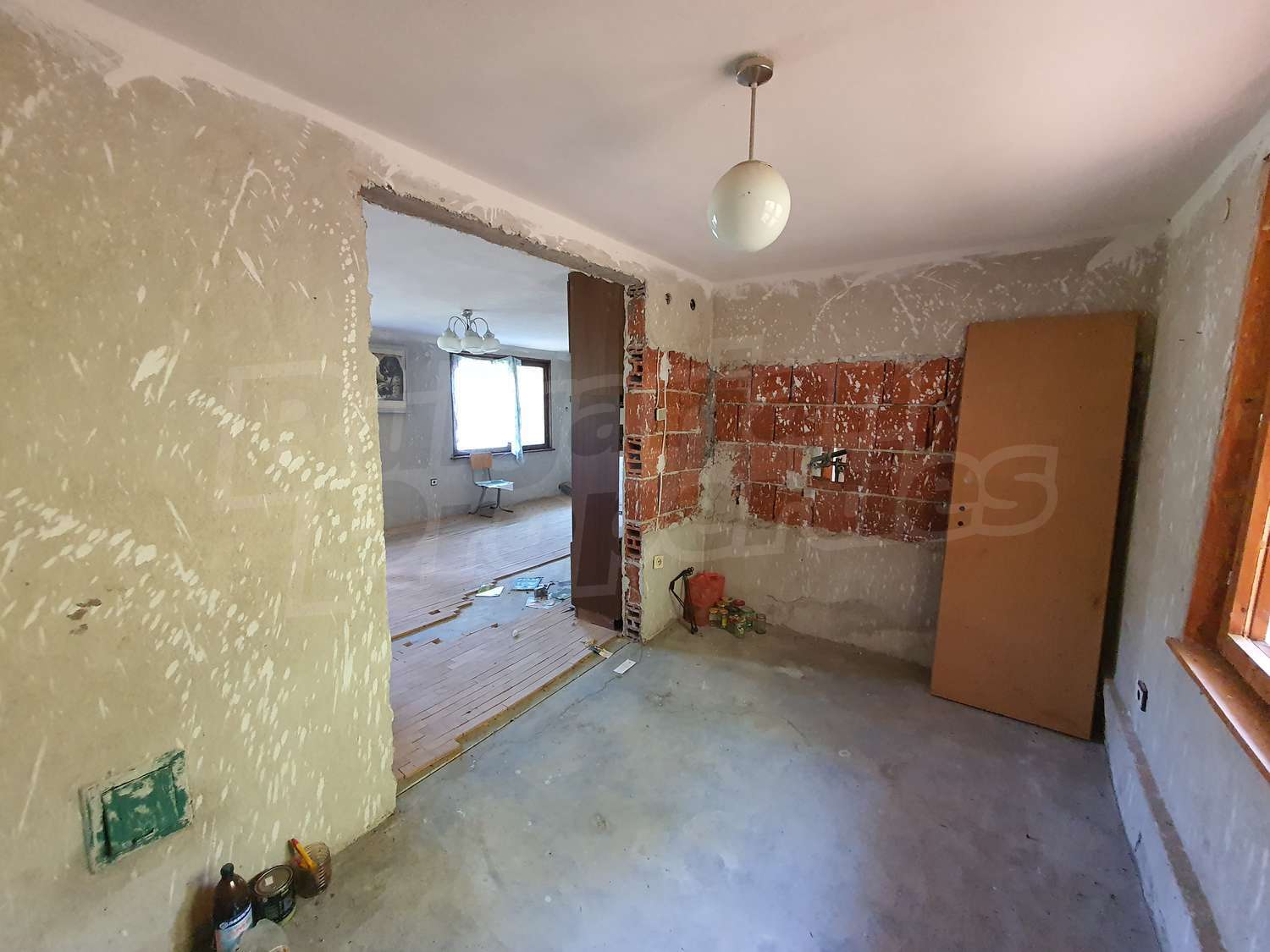 Gallery Picture 12