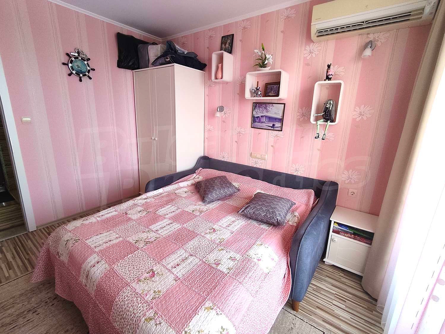 Gallery Picture 19