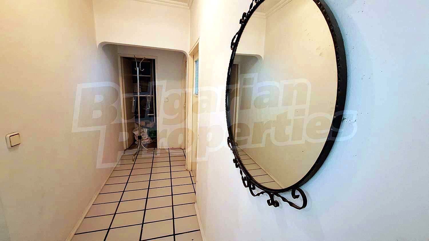 Gallery Picture 17