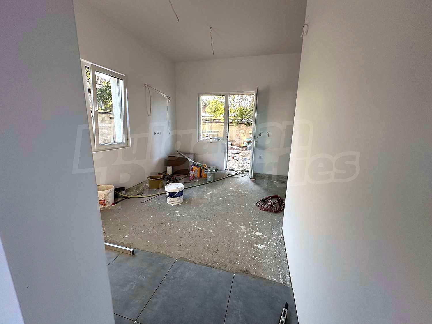 Gallery Picture 12