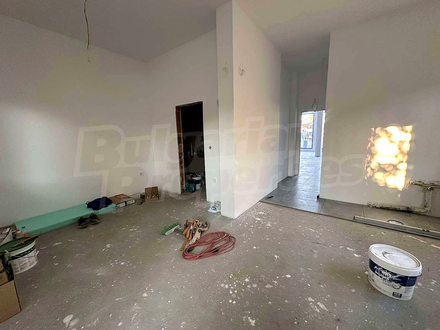 Gallery Picture 10