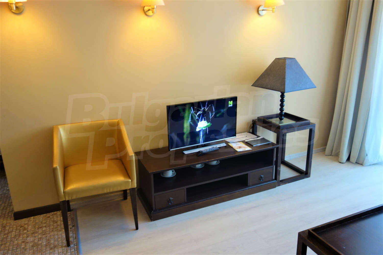 Gallery Picture 7
