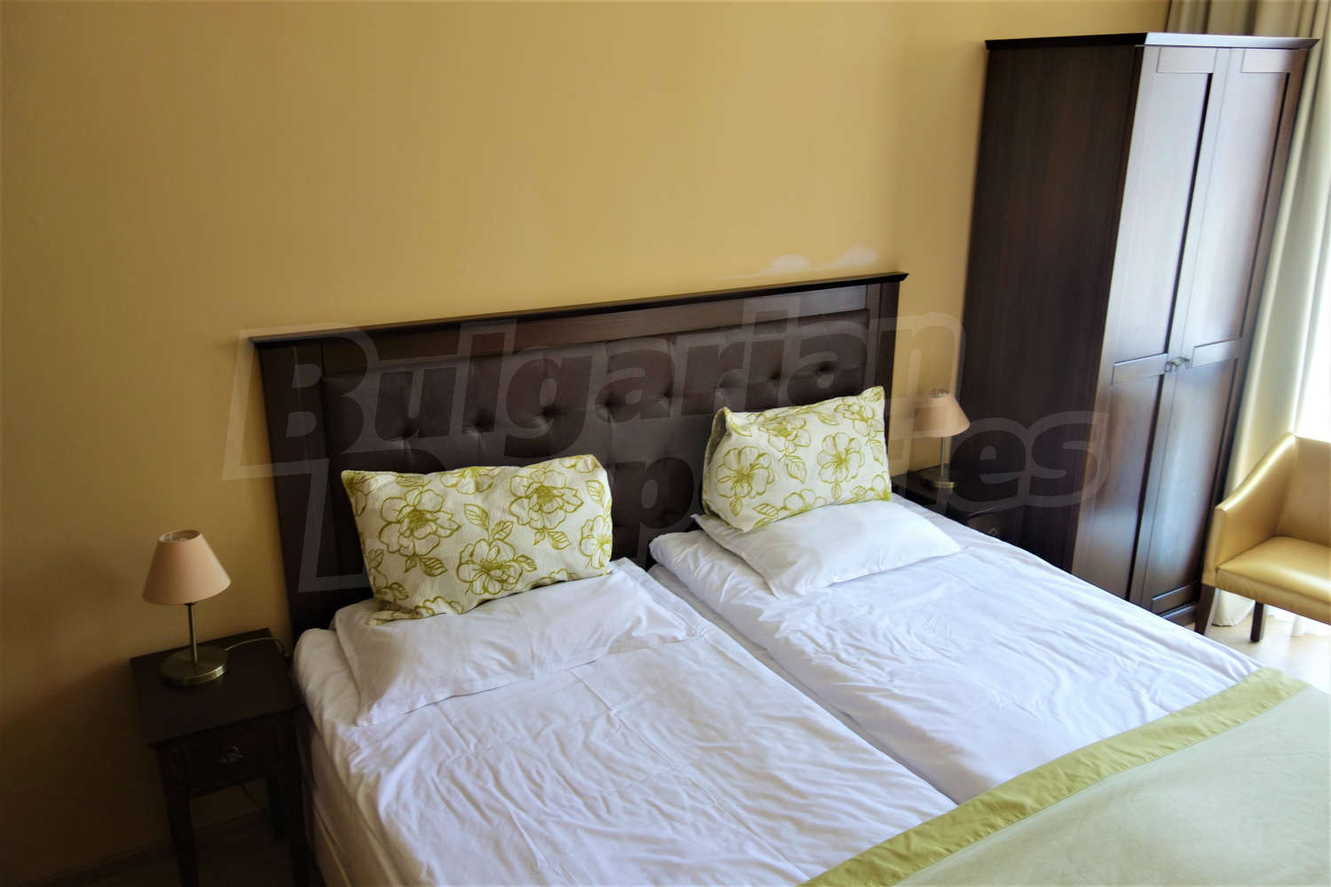 Gallery Picture 9