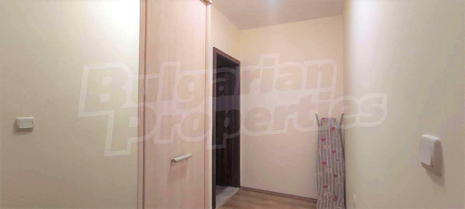 Gallery Picture 12