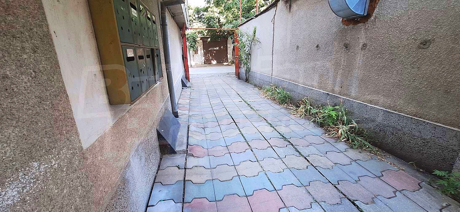Gallery Picture 13