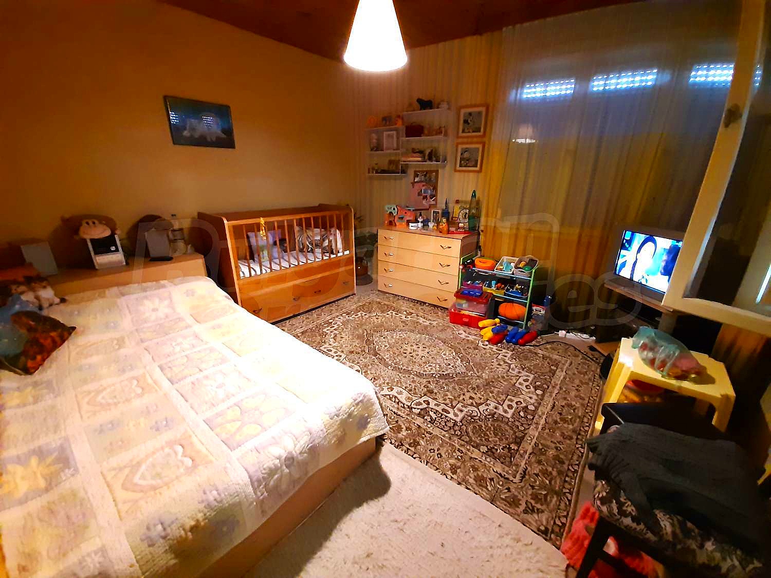Gallery Picture 25