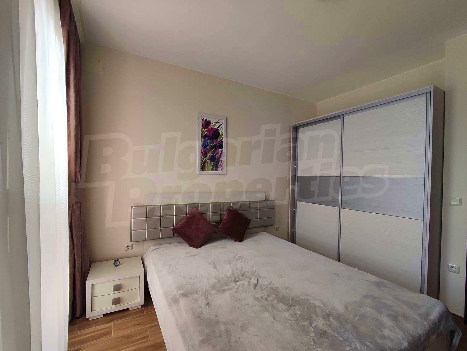 Gallery Picture 36