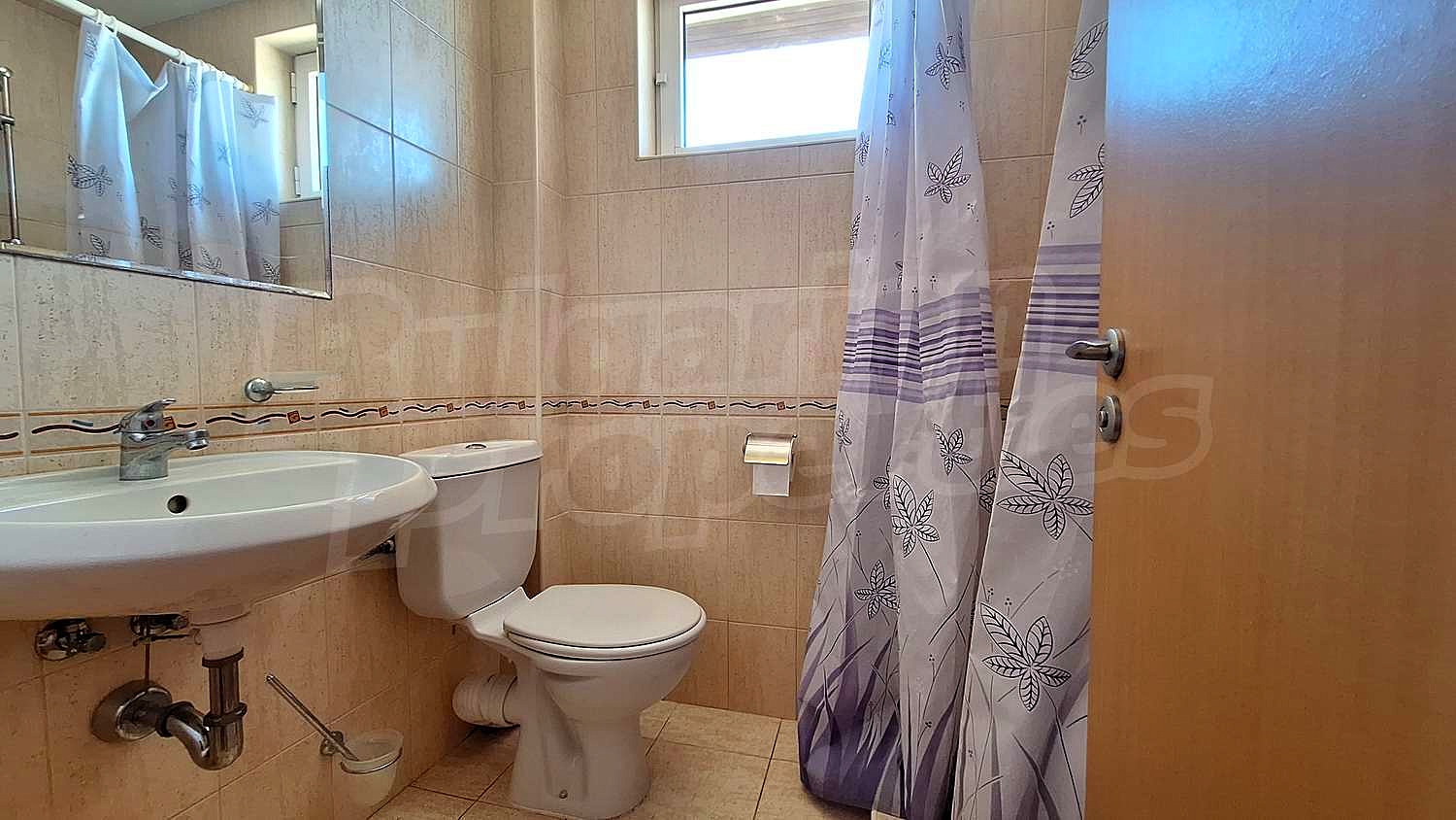 Gallery Picture 21