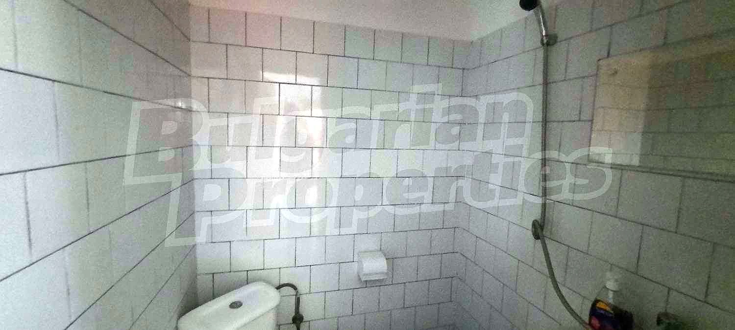Gallery Picture 32