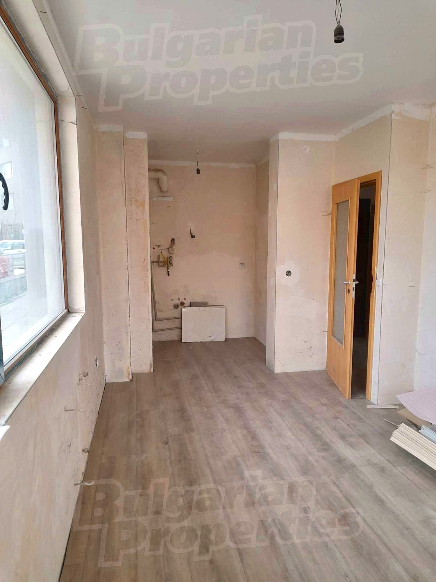 Gallery Picture 8