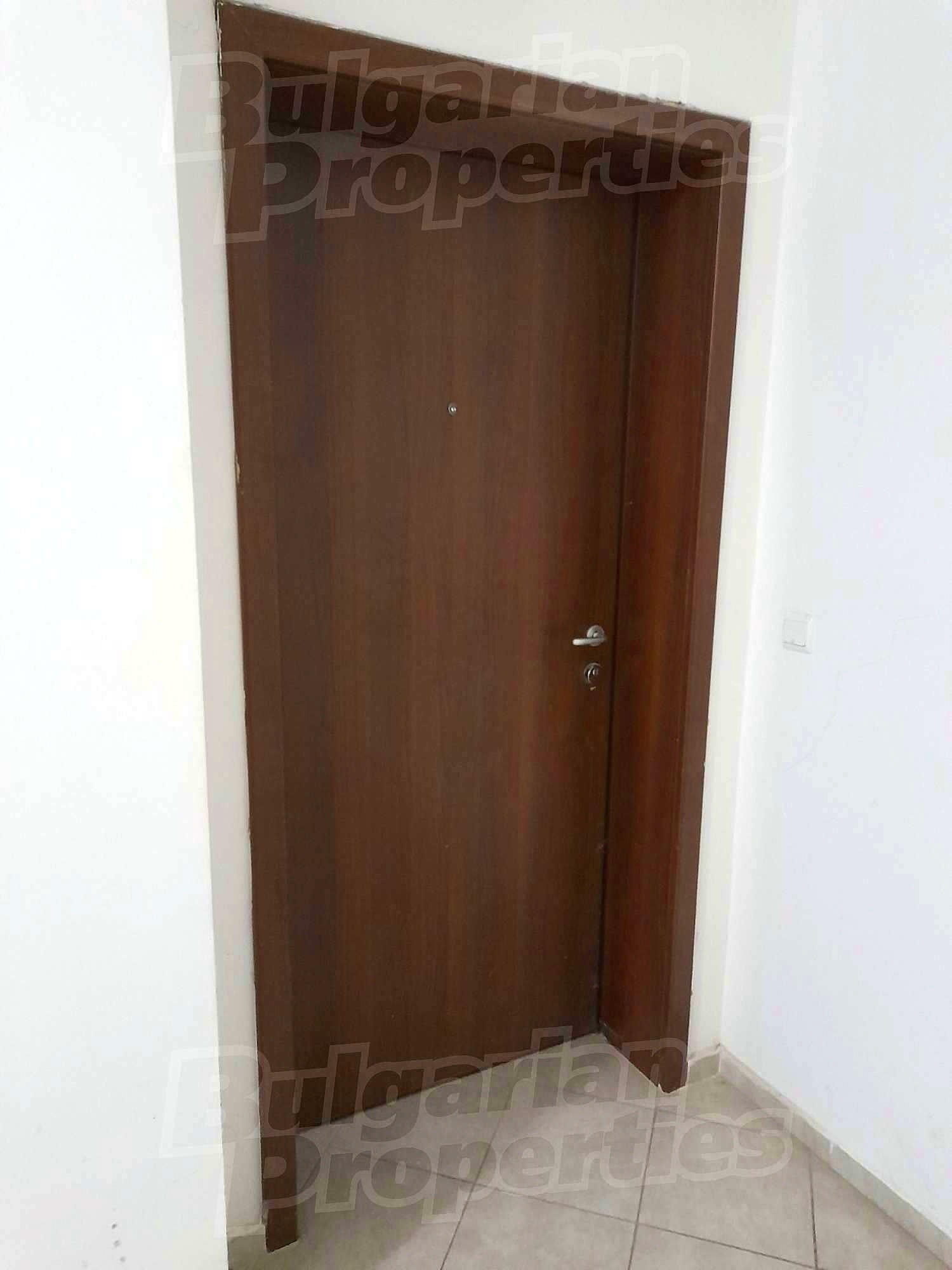 Gallery Picture 12