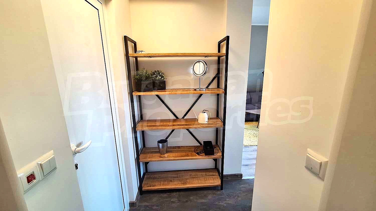 Gallery Picture 17