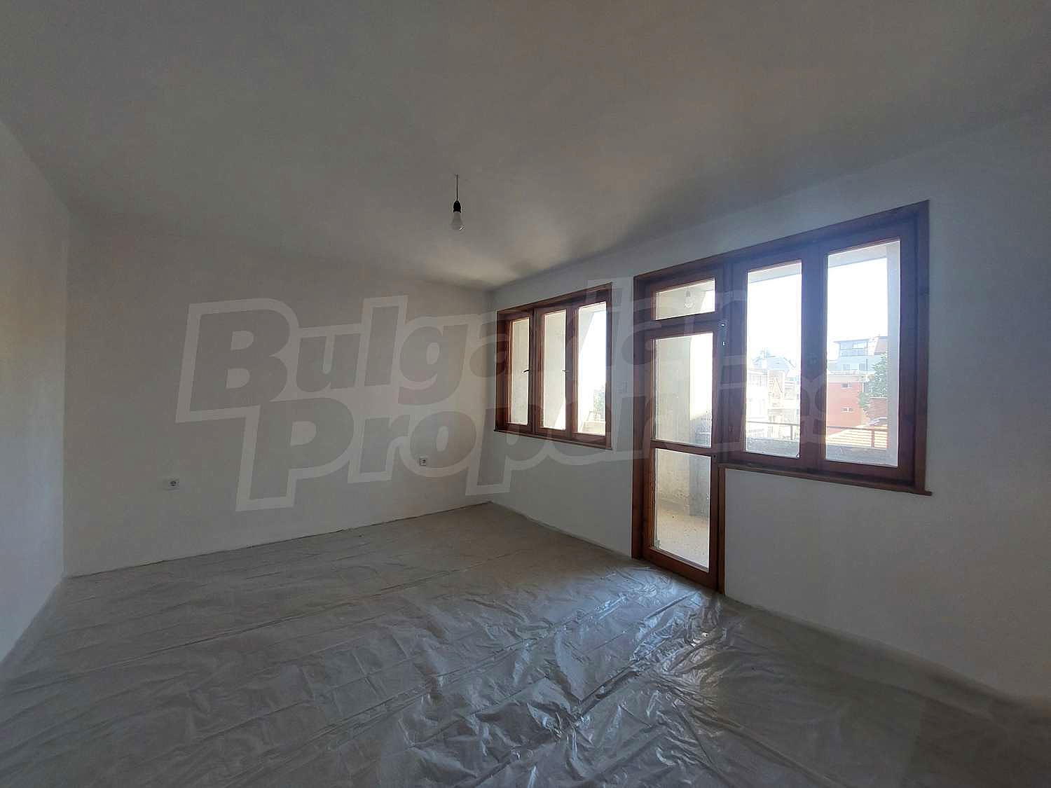 Gallery Picture 28