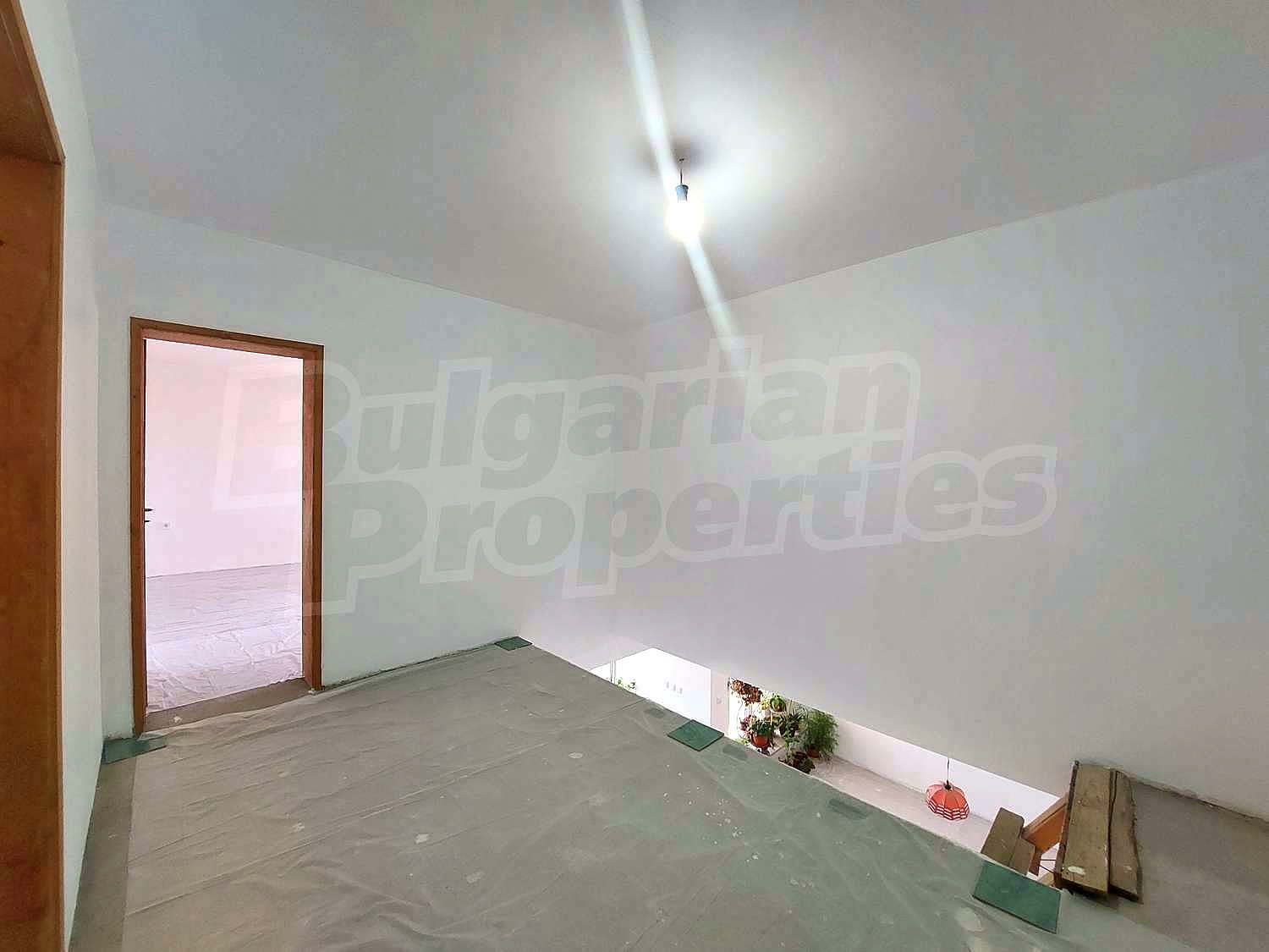 Gallery Picture 27