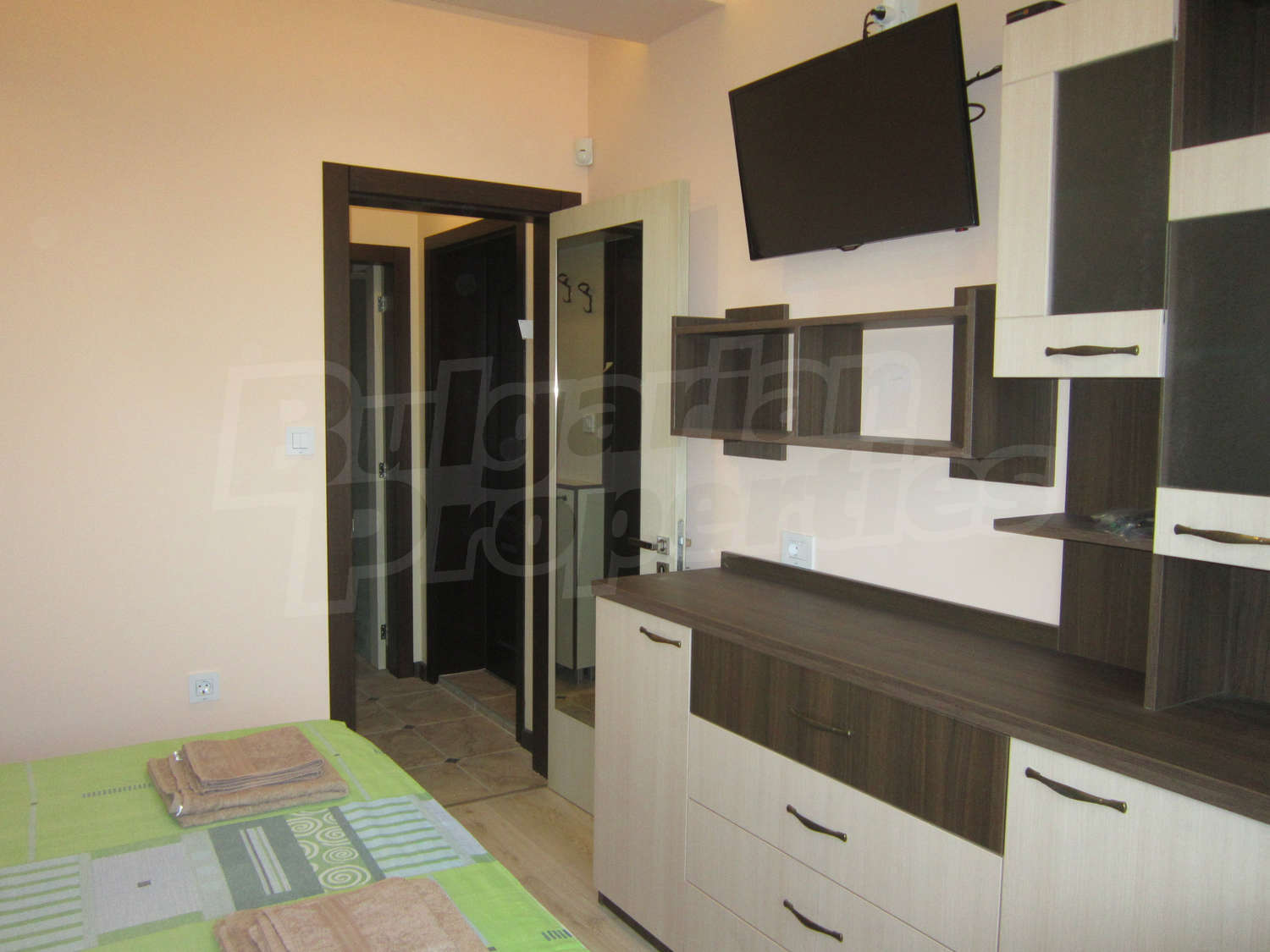 Gallery Picture 13
