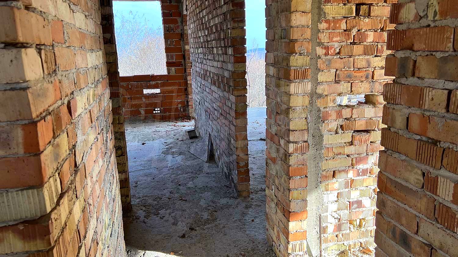 Gallery Picture 10