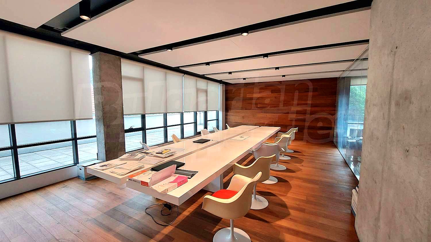 Gallery Picture 6