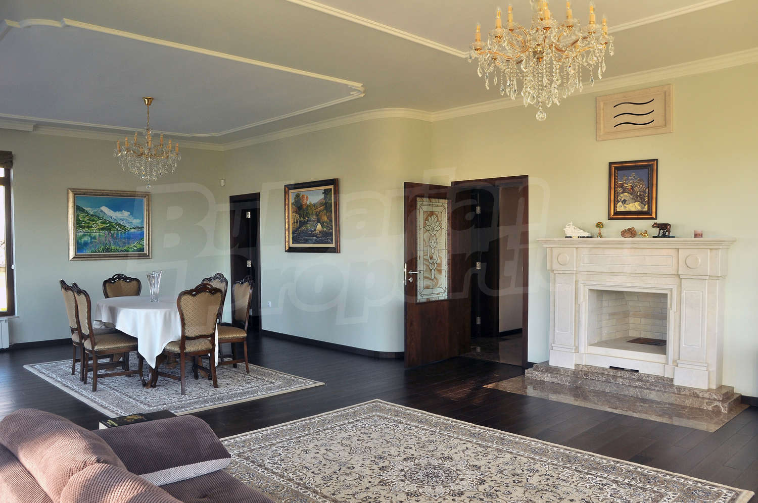 Gallery Picture 10