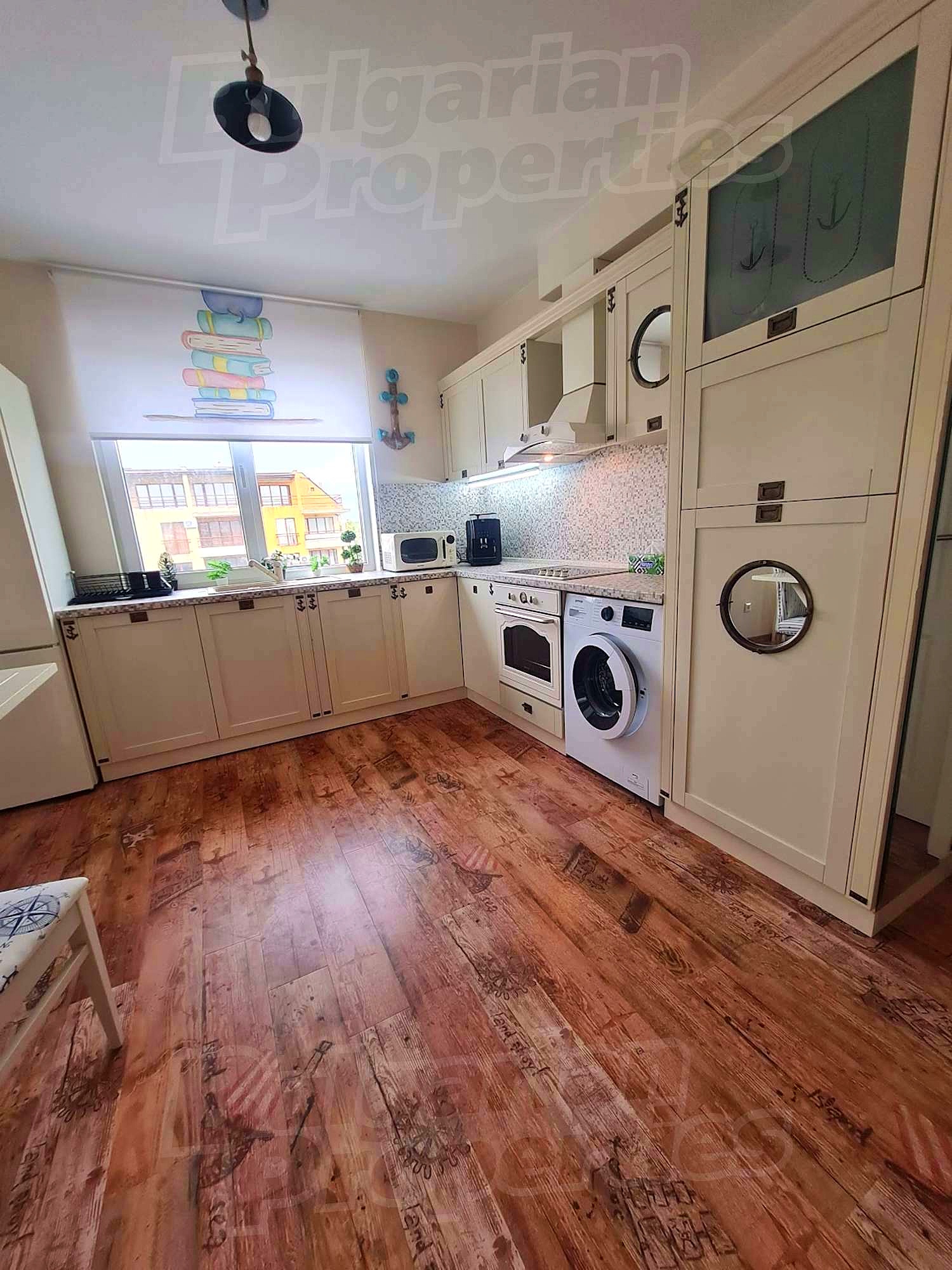 Gallery Picture 28