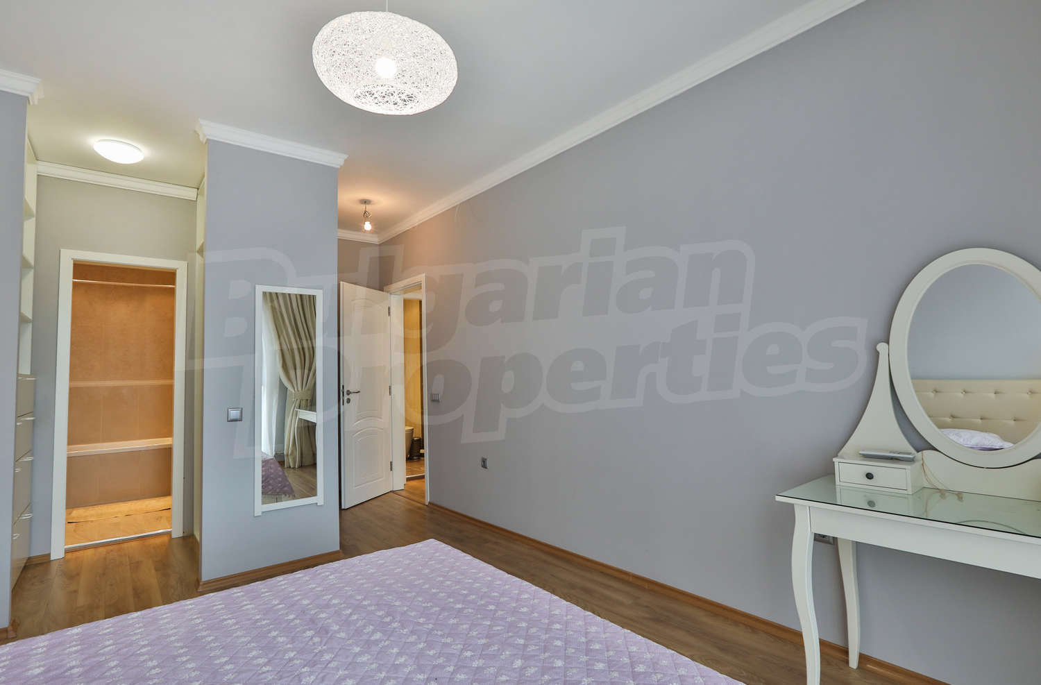 Gallery Picture 7
