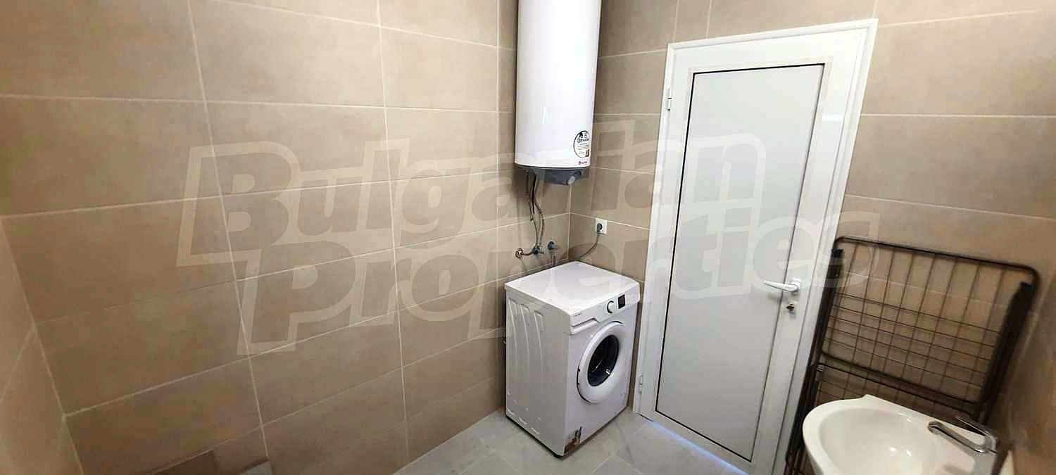Gallery Picture 28
