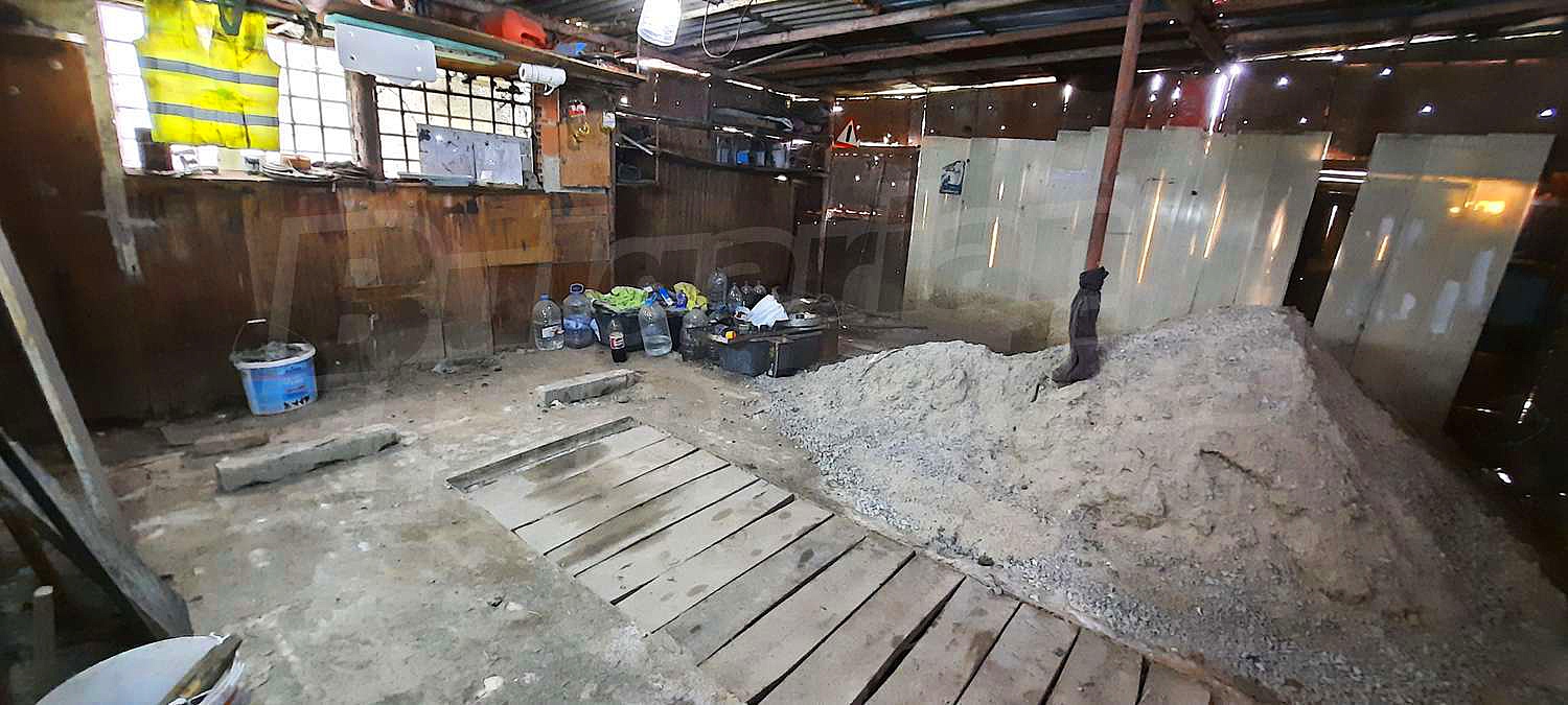 Gallery Picture 19