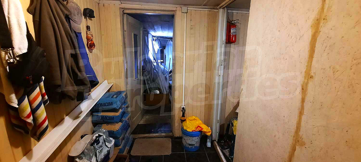 Gallery Picture 26